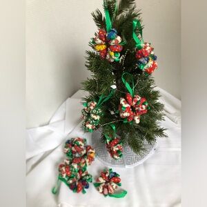 Vtg Handmade Quilted Wreath Ornaments